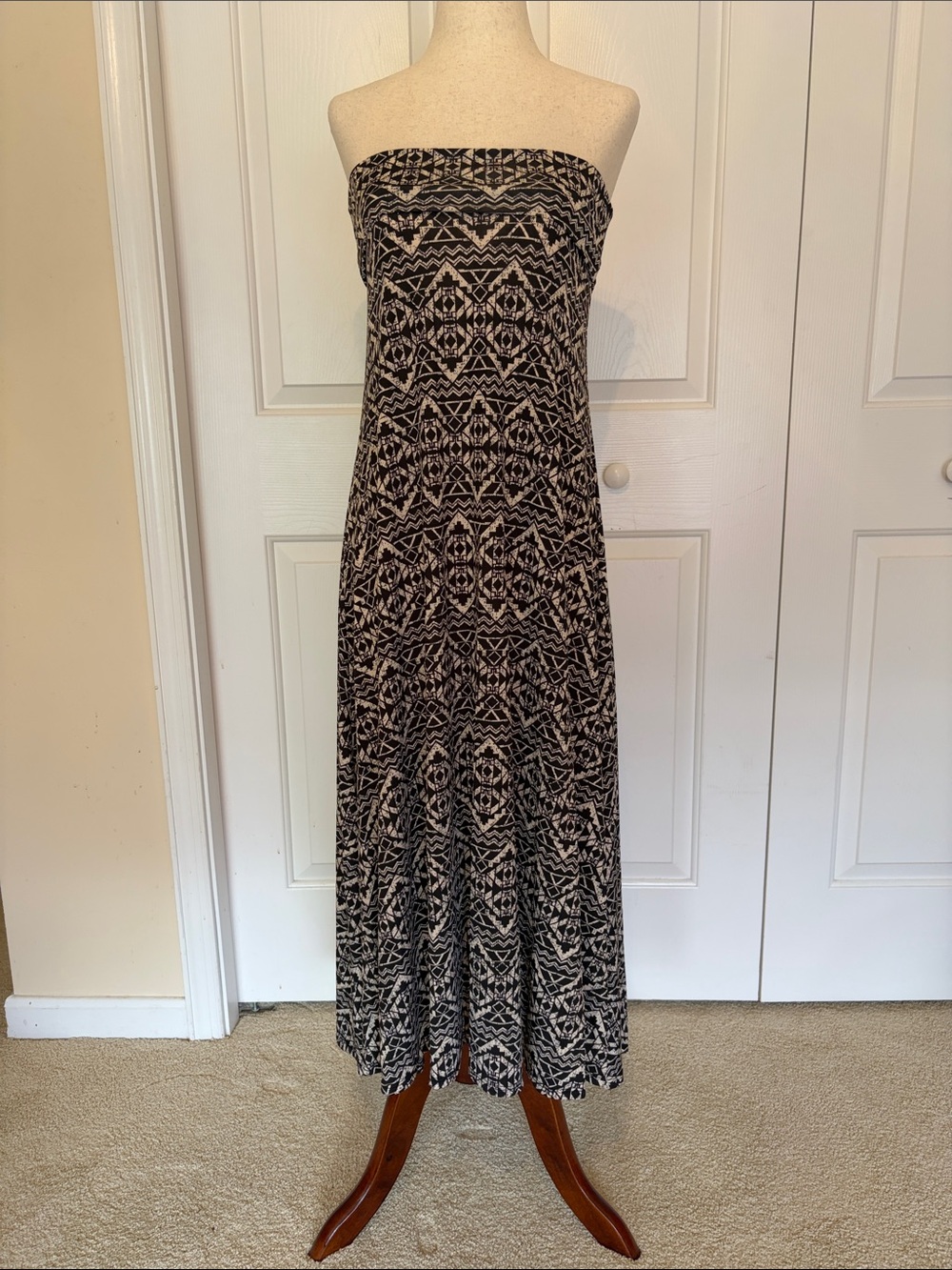 LuLaRoe Black and Cream Geometric Print Dress